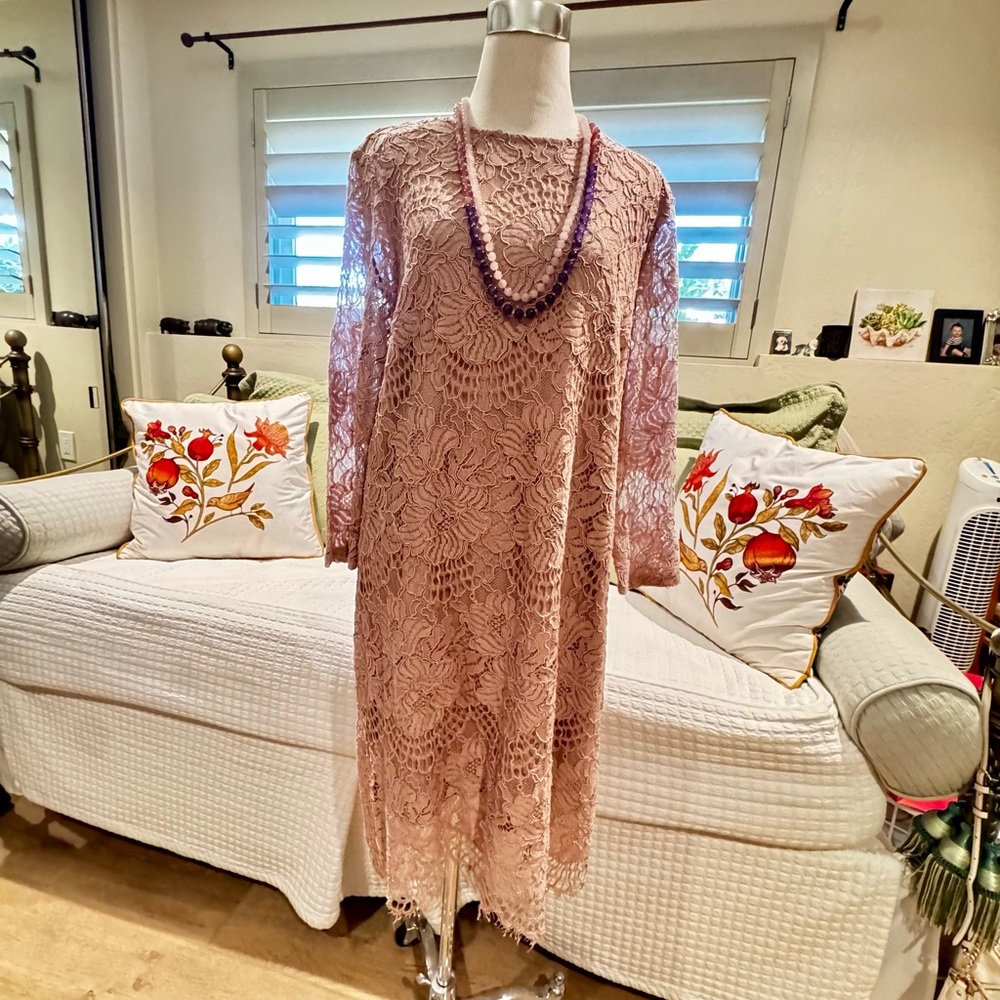 Elegant Mauve Lace Dress